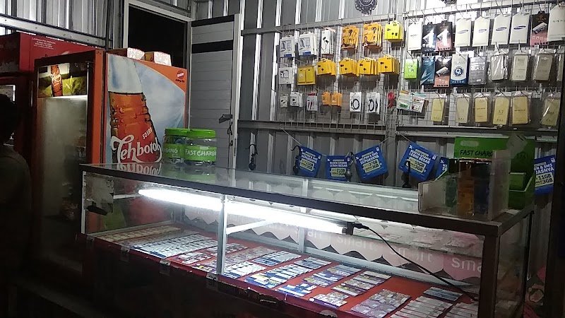 Toko Bu Warni: Solusi Belanja Serba Ada di Jantung Cilacap